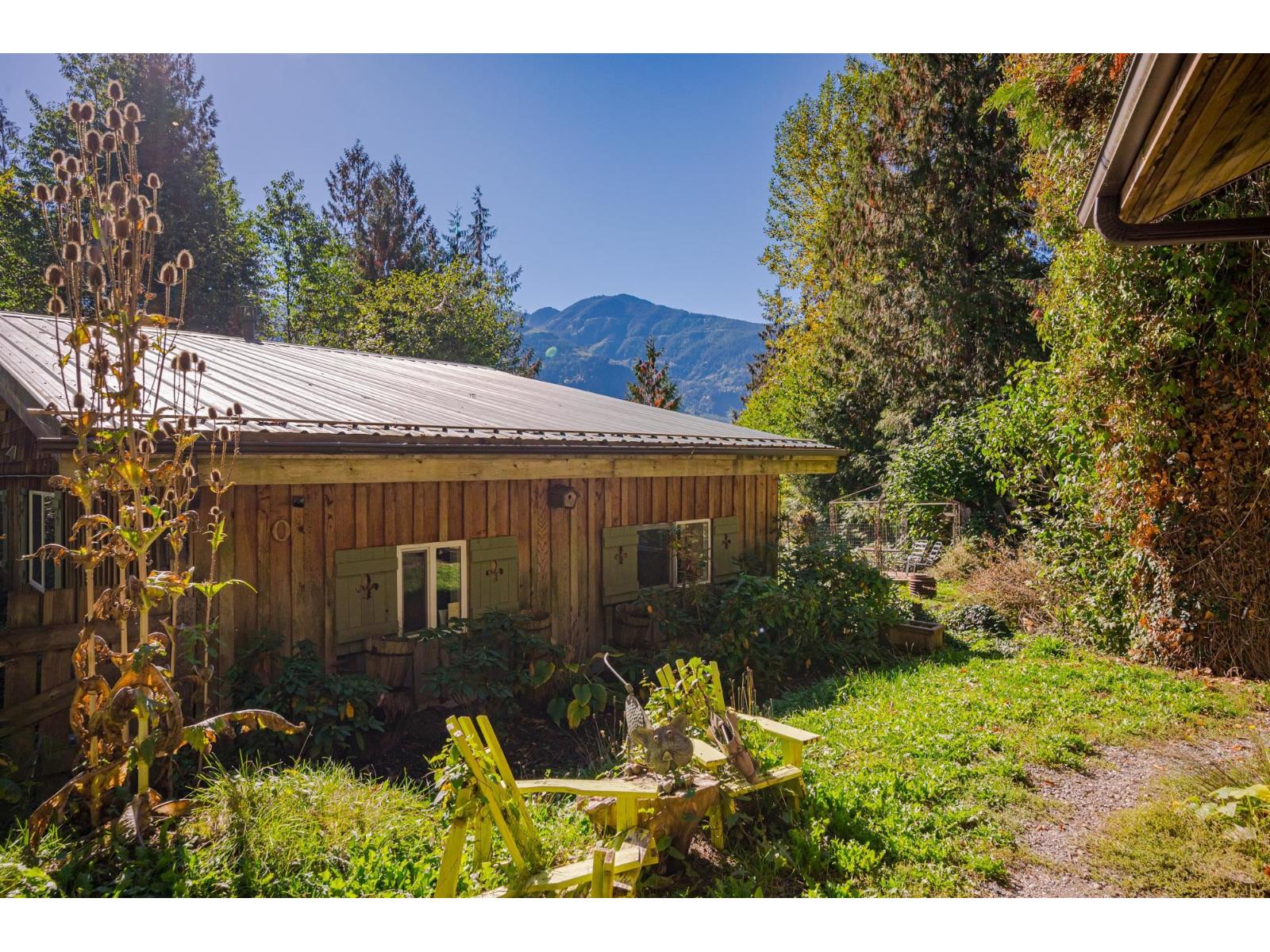 50802 Winona Road Property Photo 3