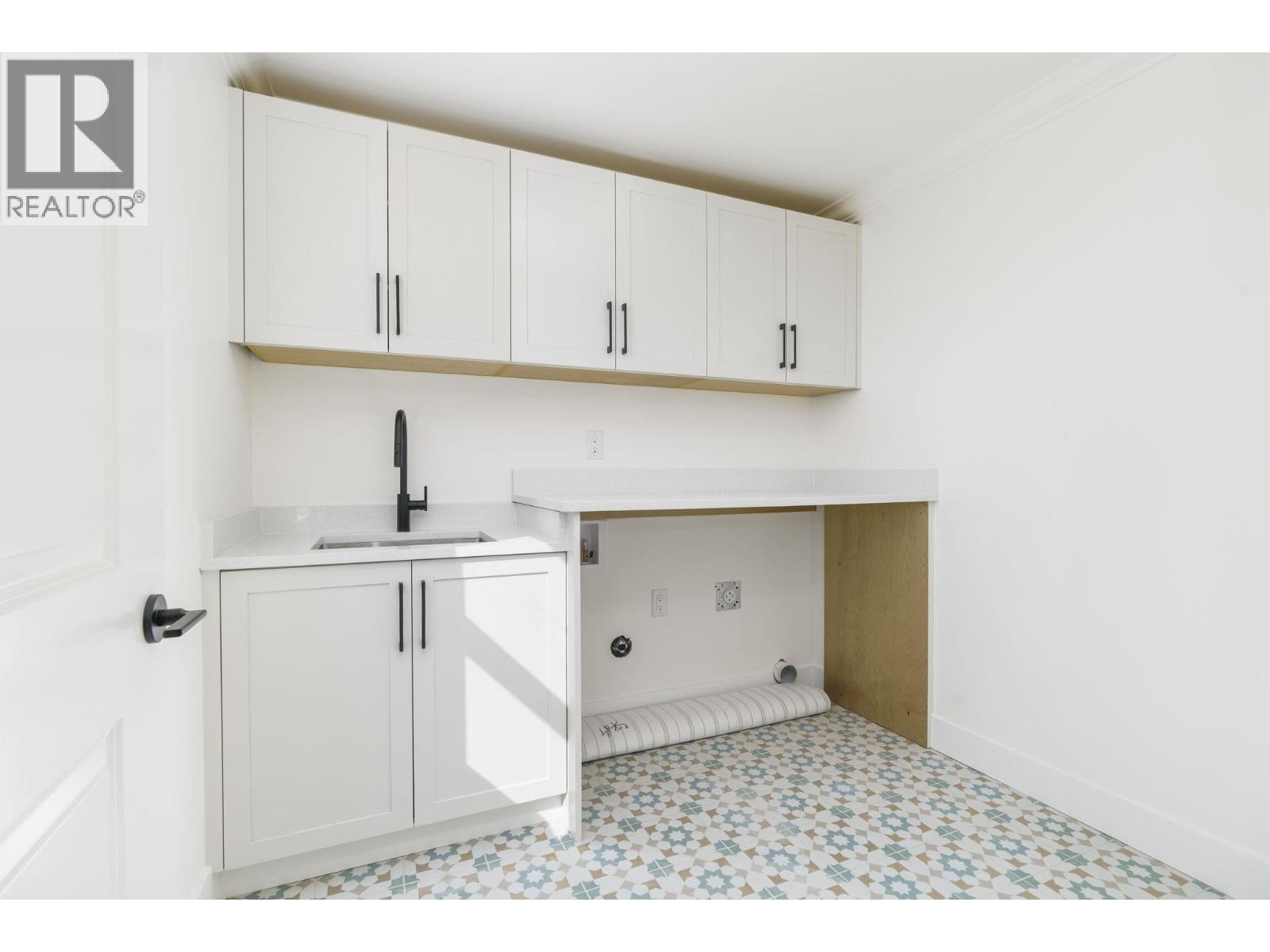 11016 241a Street Property Photo 16
