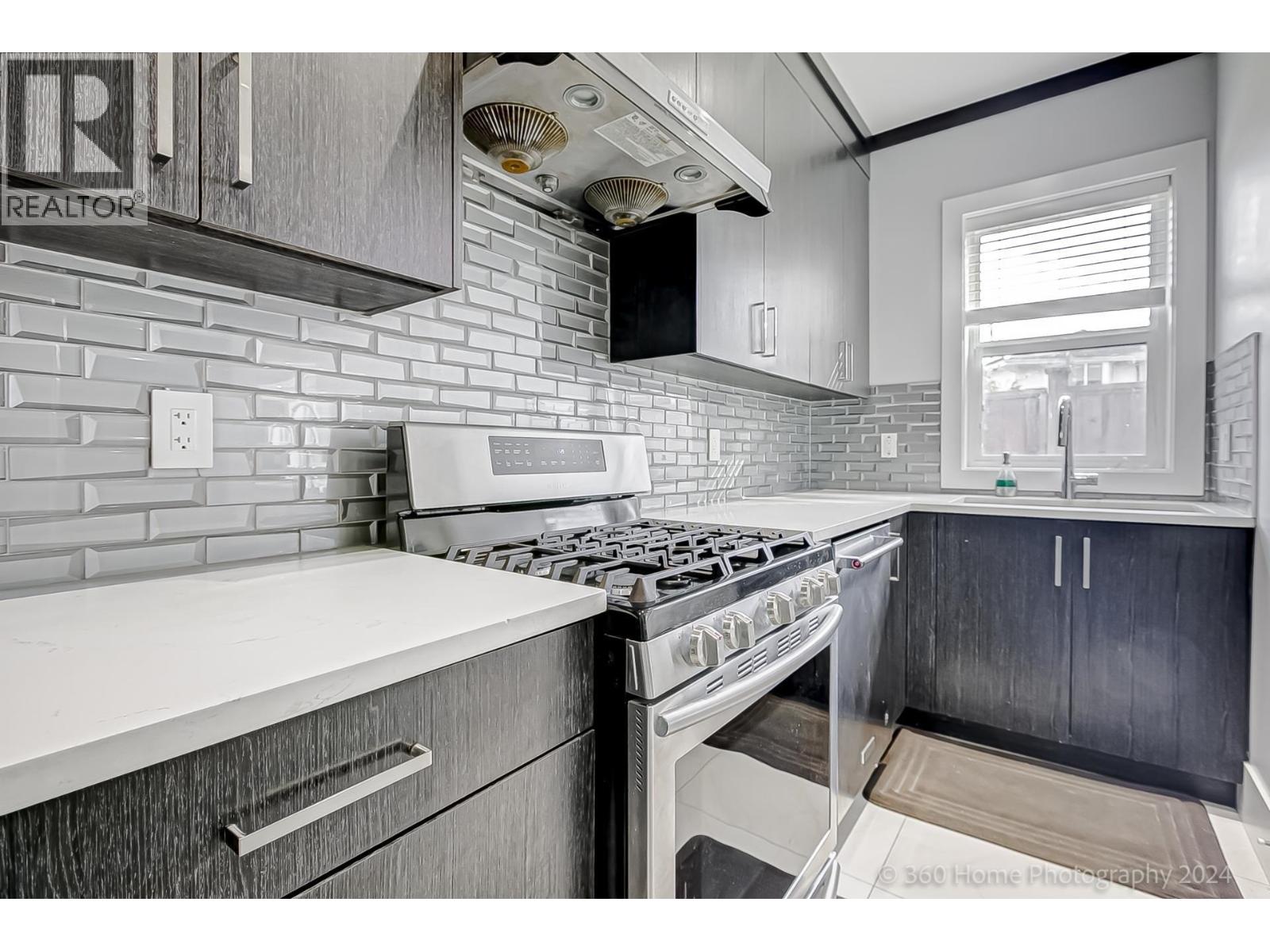 10780 River Drive Property Photo 13
