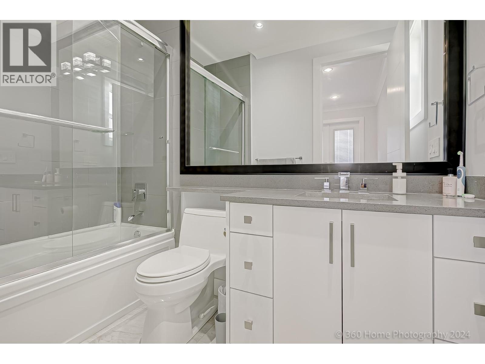 10780 River Drive Property Photo 34