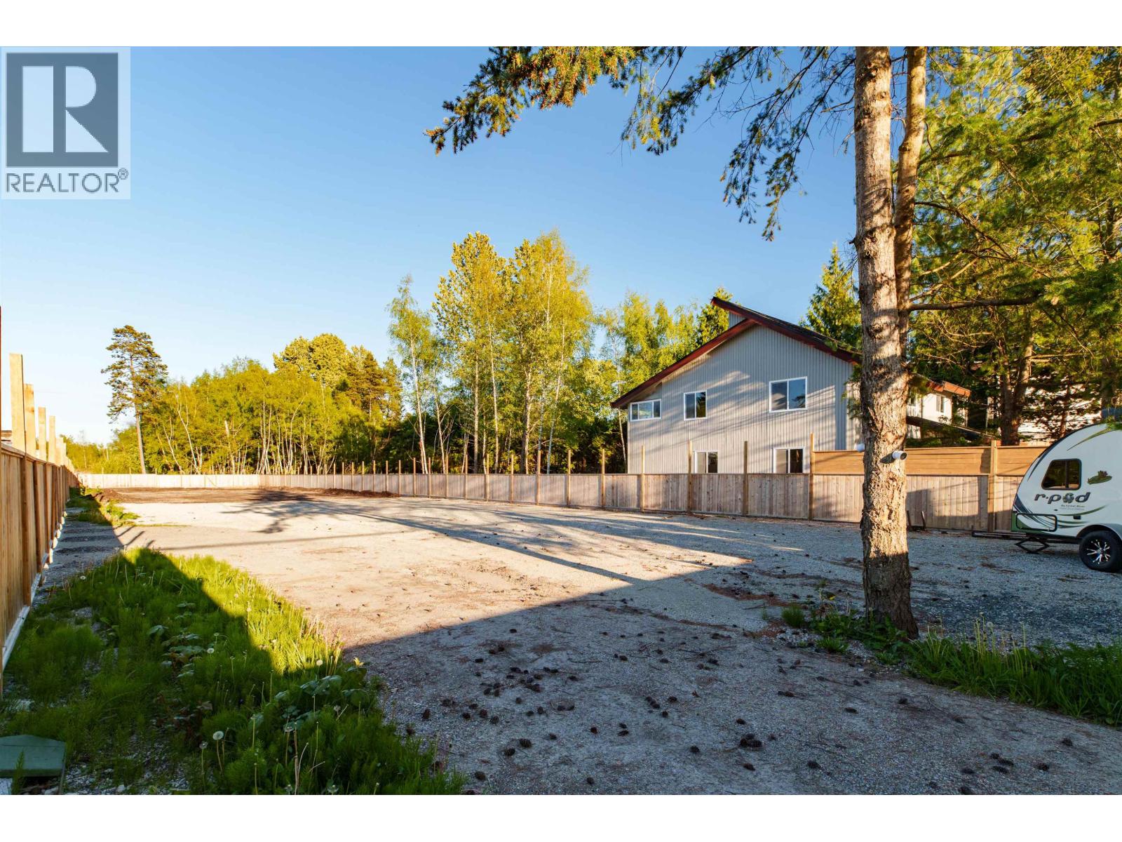6300 No.4 Road Property Photo 2