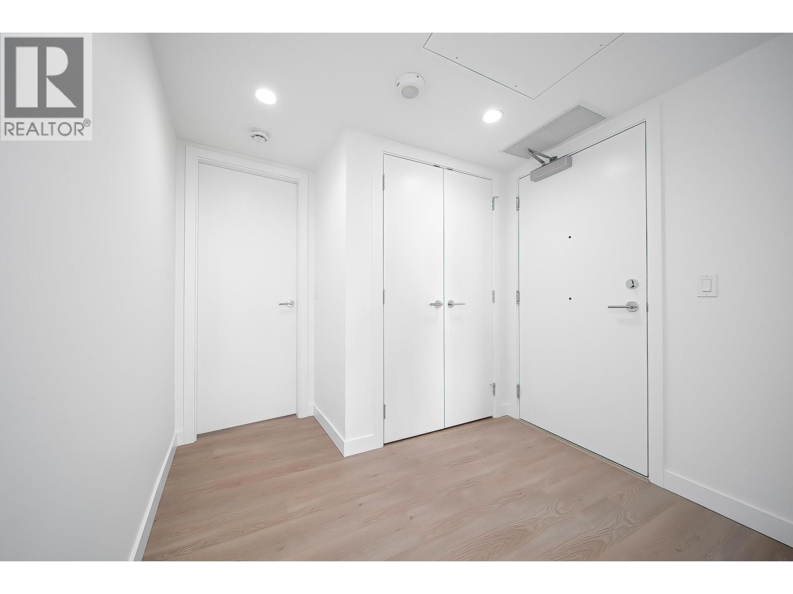 3104 5685 Halley Avenue Property Photo 13