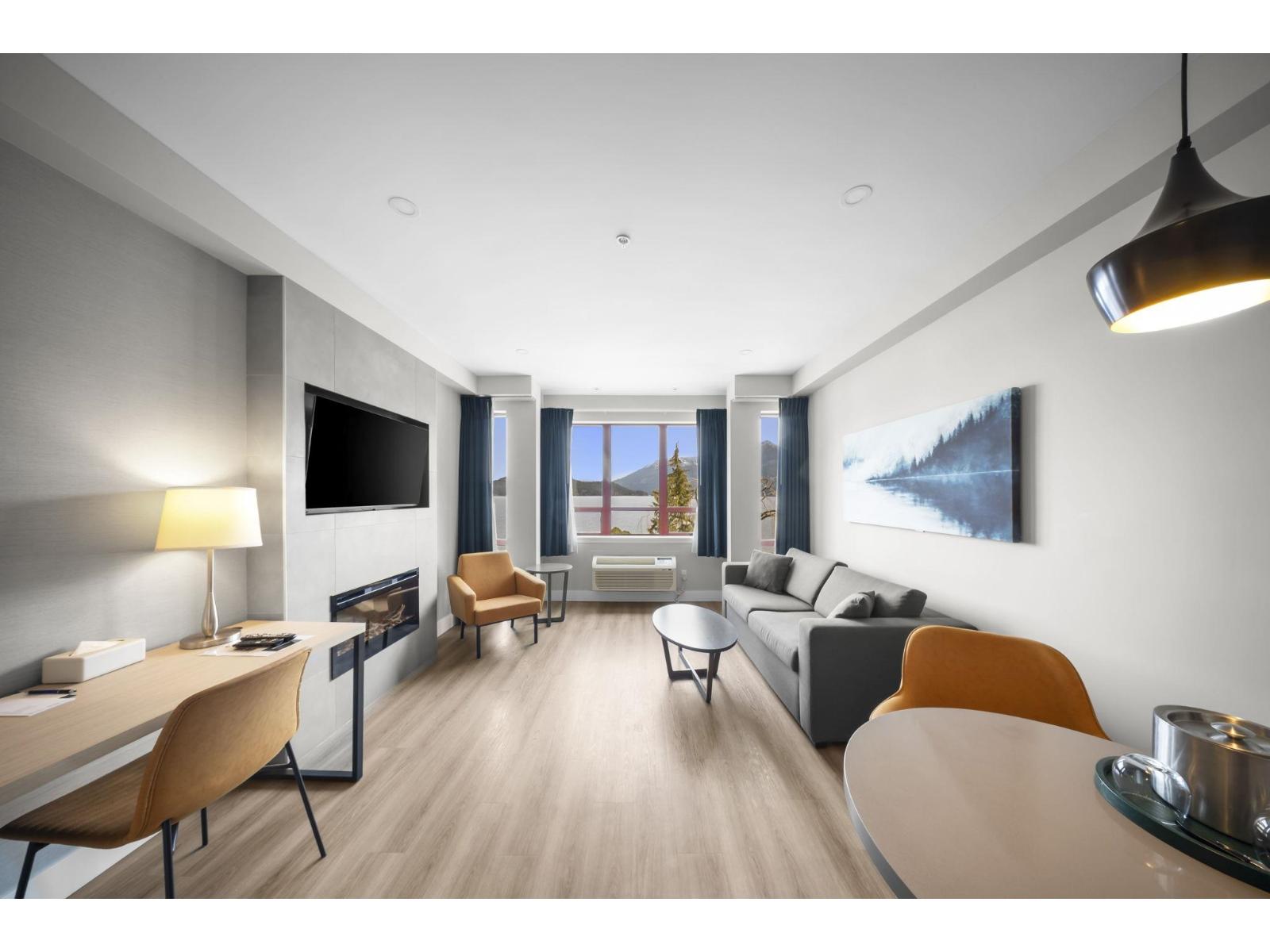 160 Esplanade Avenue #312a Property Photo 5