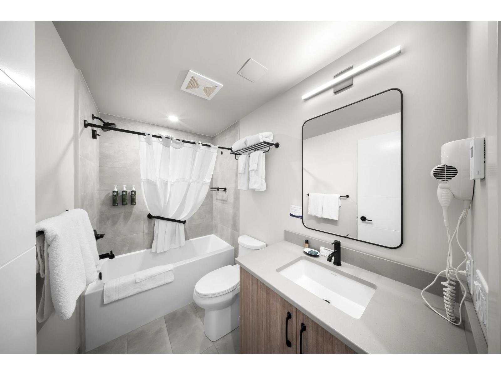 160 Esplanade Avenue #312a Property Photo 17