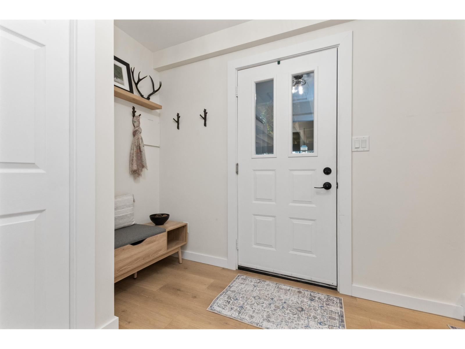 30 Robertson Crescent Property Photo 22