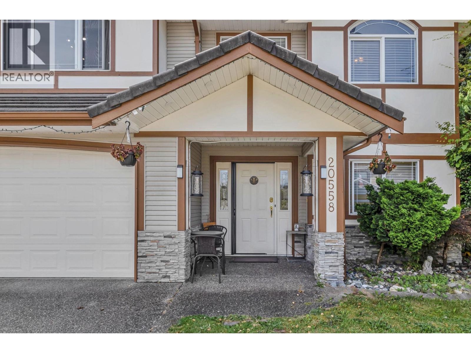 20558 122 Avenue Property Photo 4