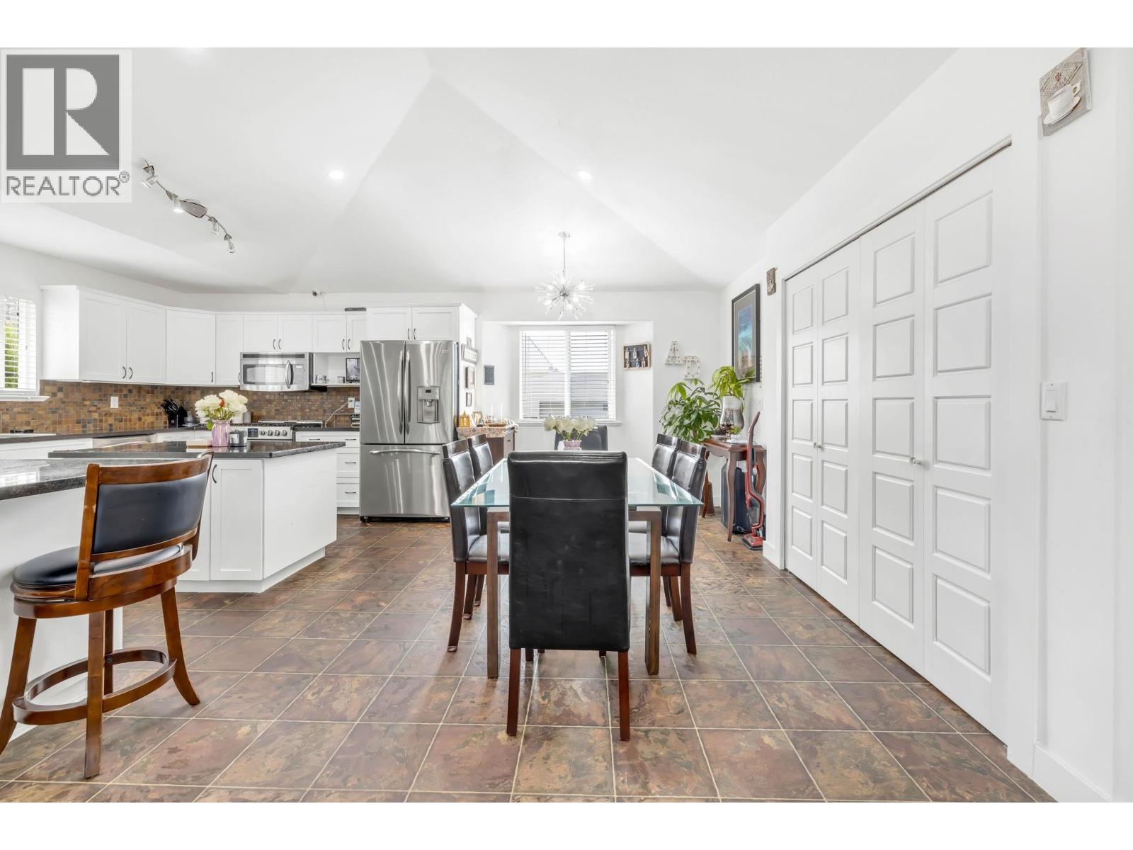 20558 122 Avenue Property Photo 13