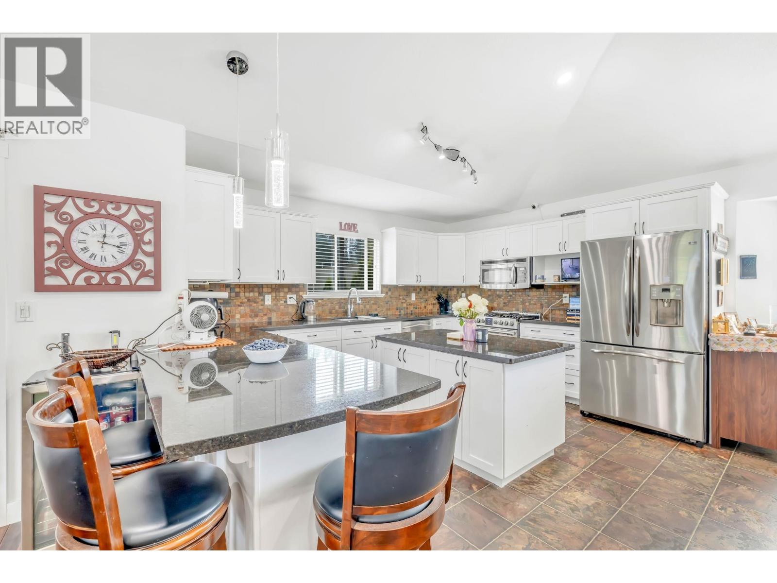 20558 122 Avenue Property Photo 14