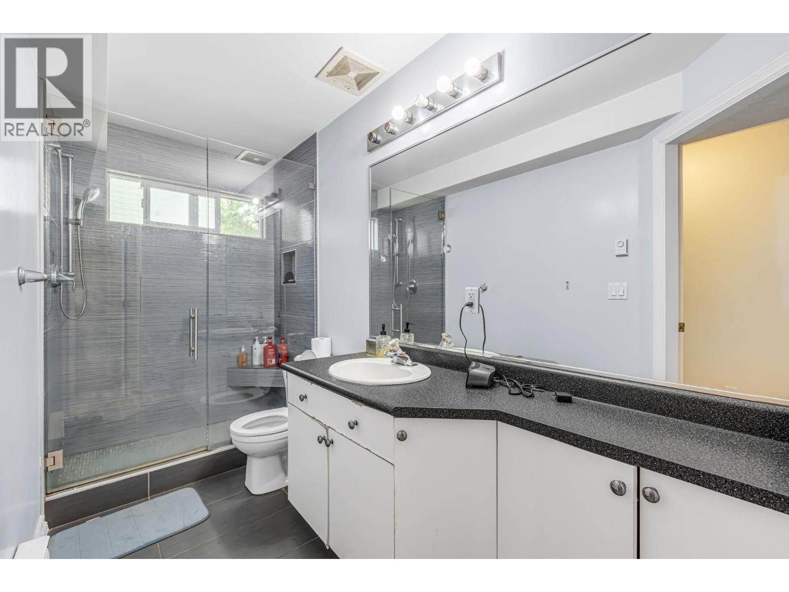 20558 122 Avenue Property Photo 32