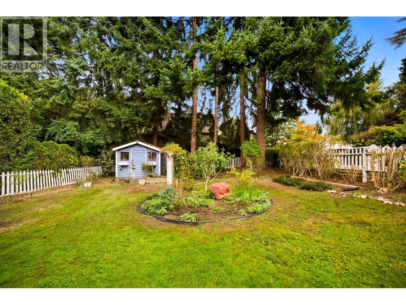 3791 Inverness Street Property Photo 7