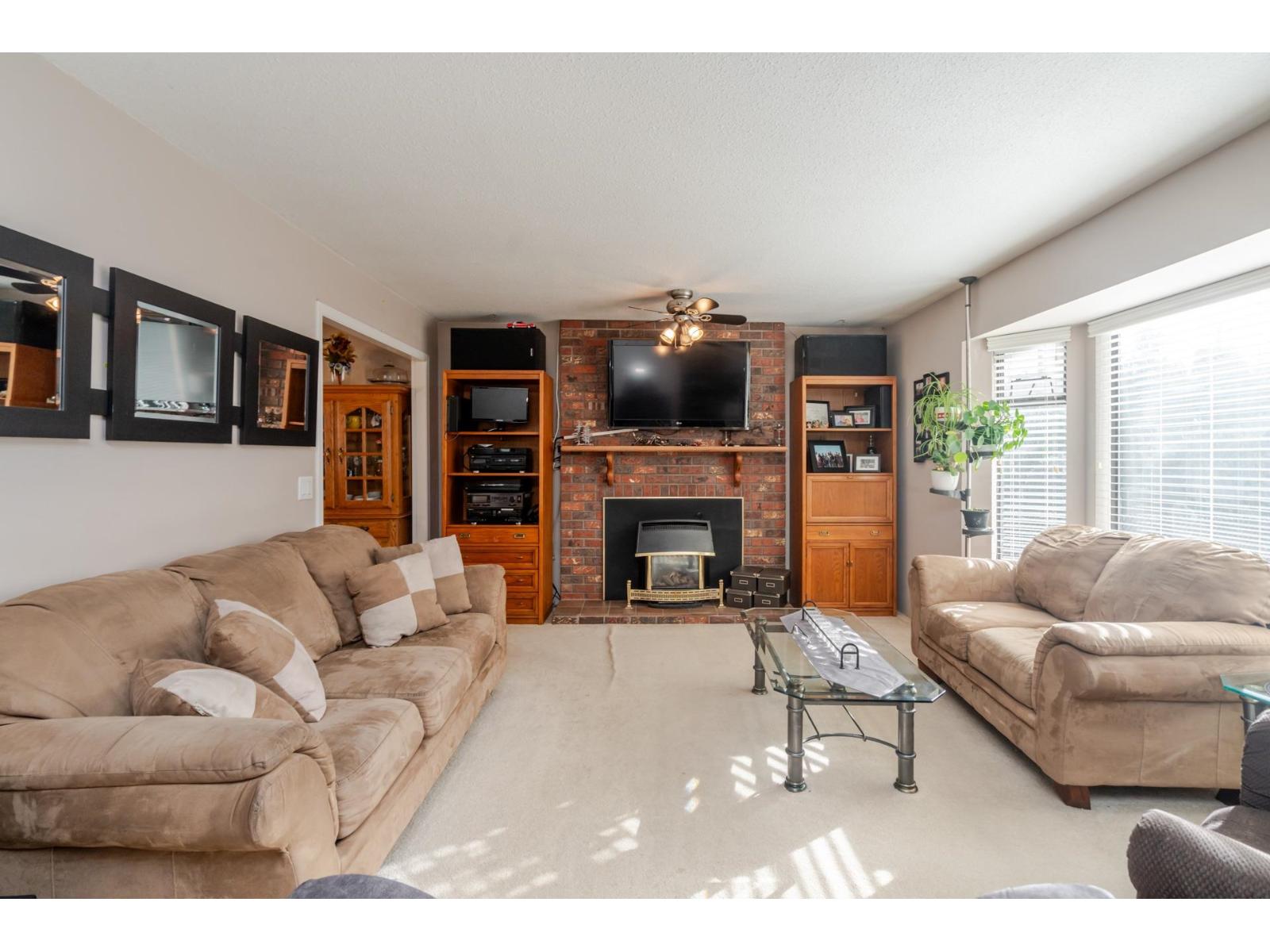 8570 152 Street Property Photo 9