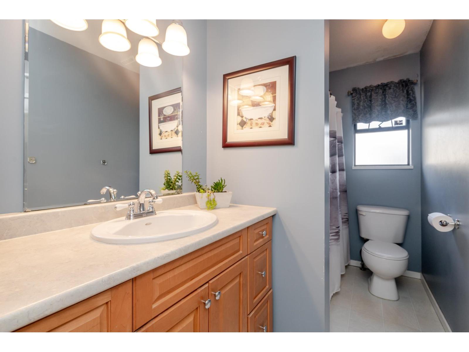 8570 152 Street Property Photo 14