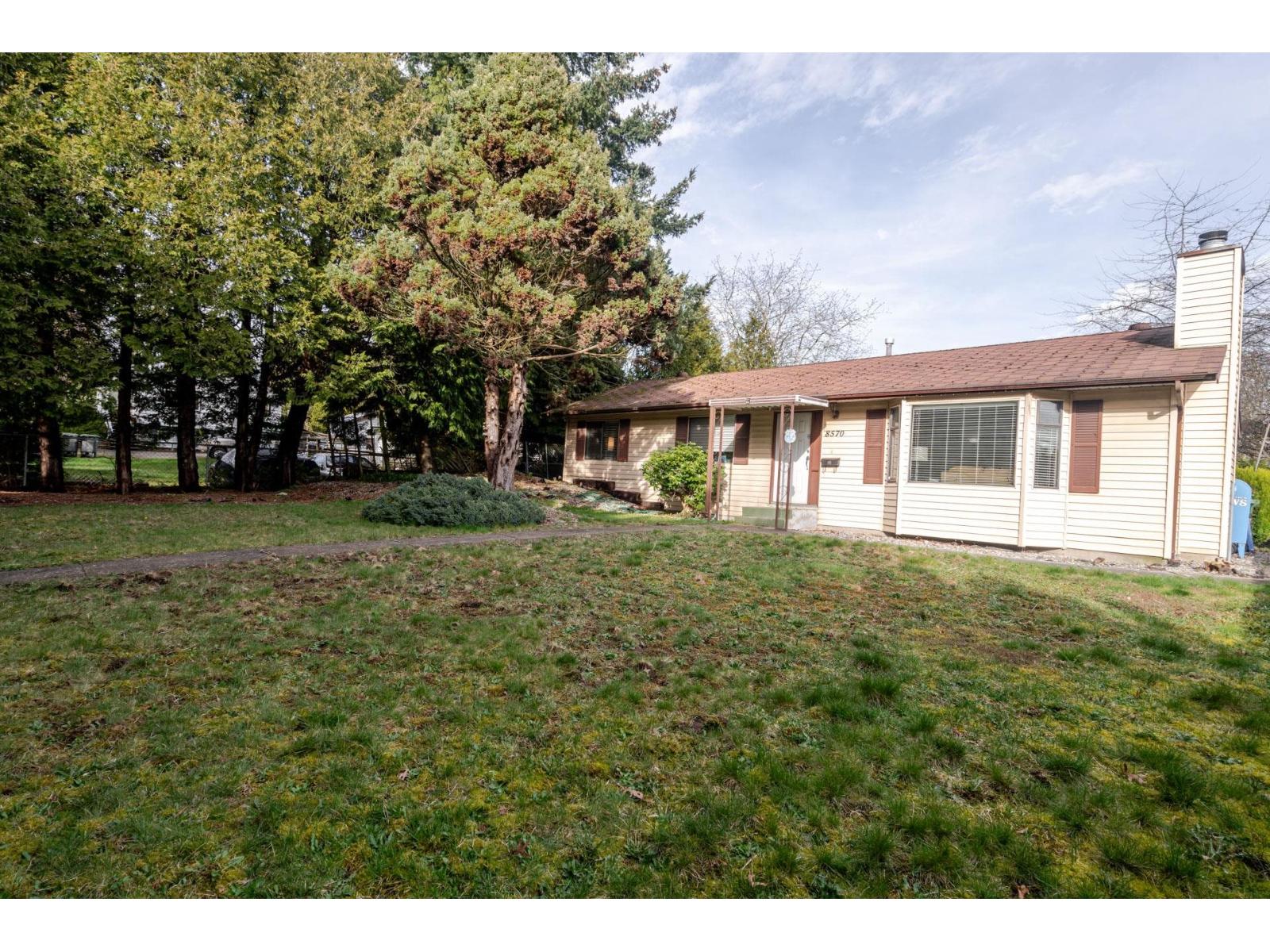 8570 152 Street Property Photo 22