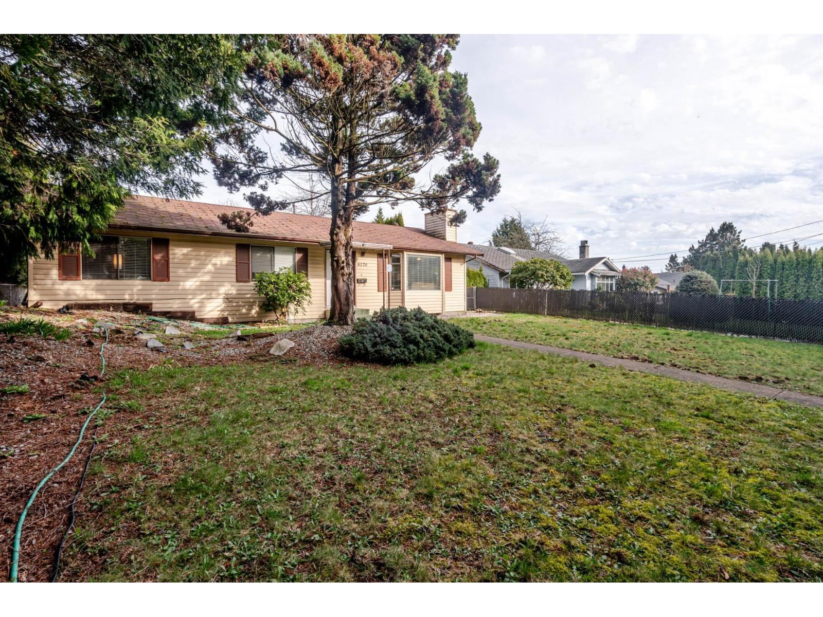 8570 152 Street Property Photo 23
