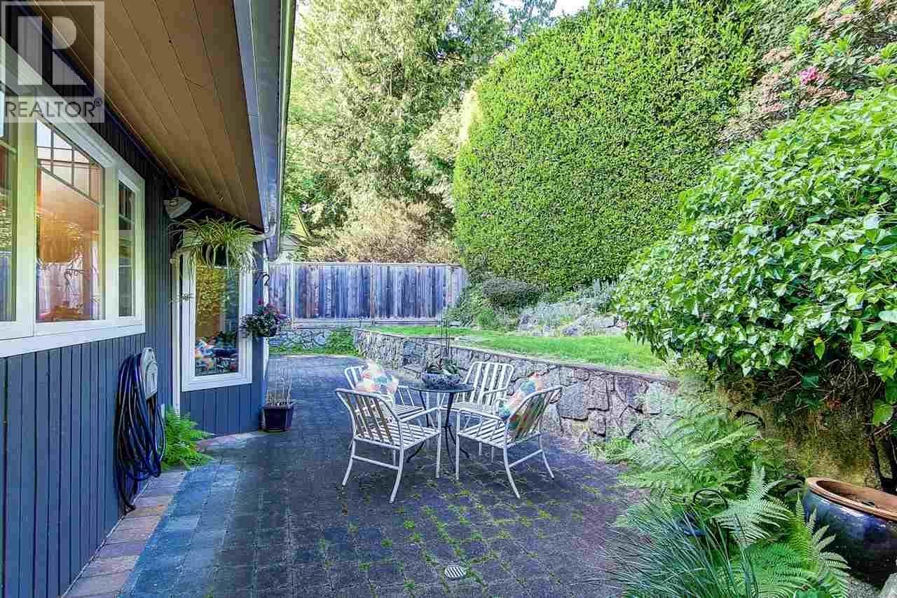 4730 Willow Creek Road Property Photo 5