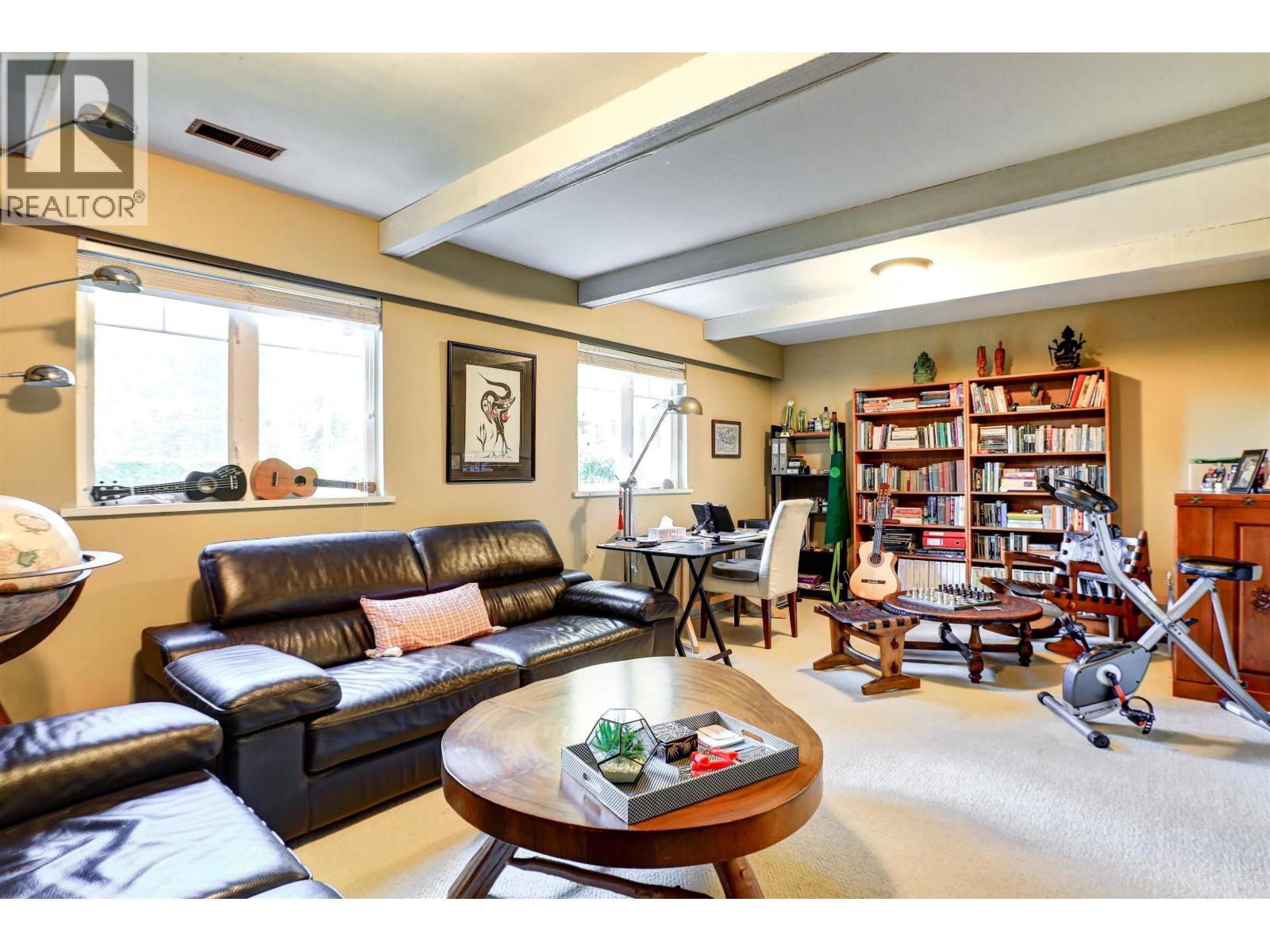 4730 Willow Creek Road Property Photo 27