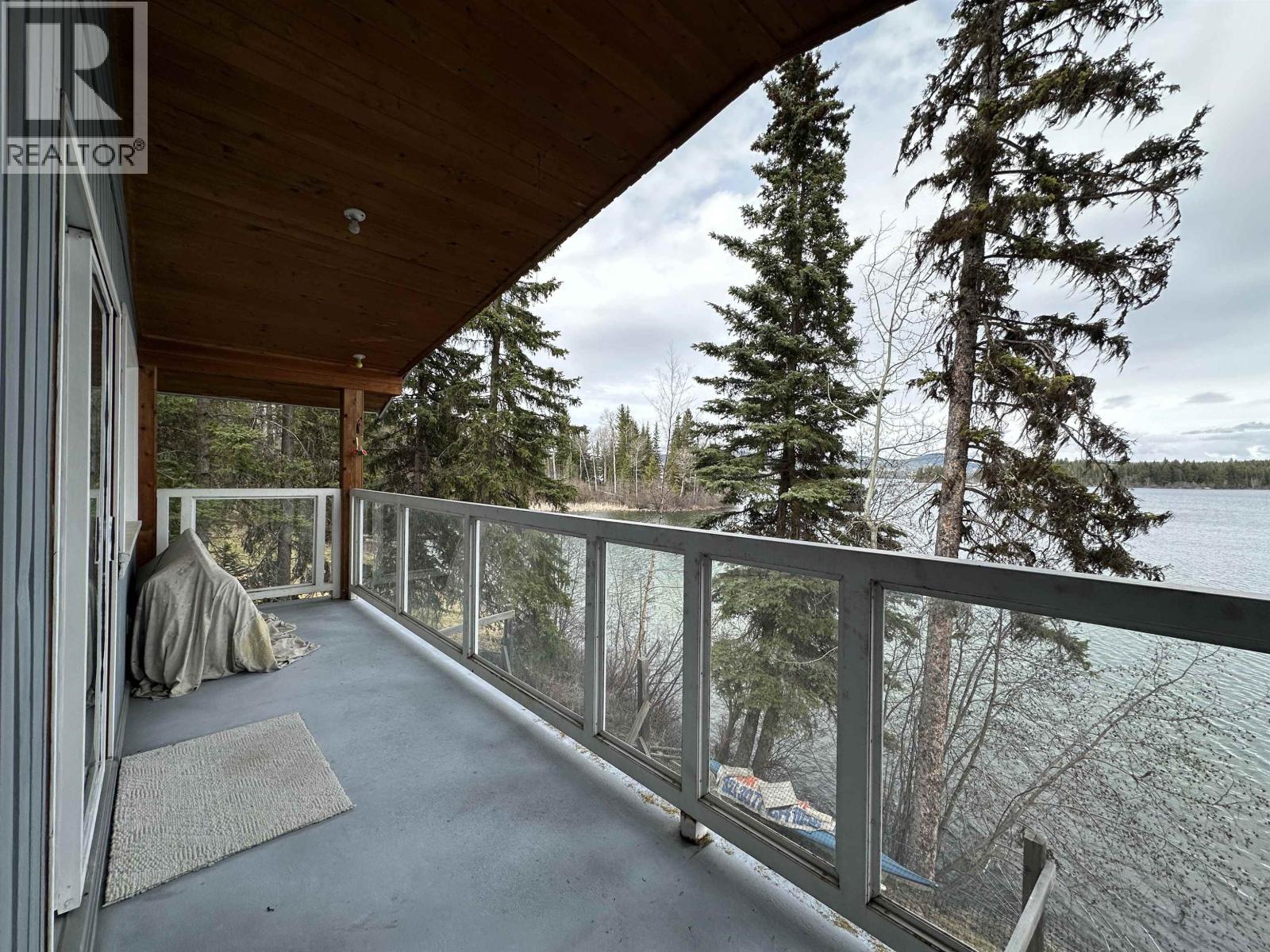 7477 Greenall Road Property Photo 8