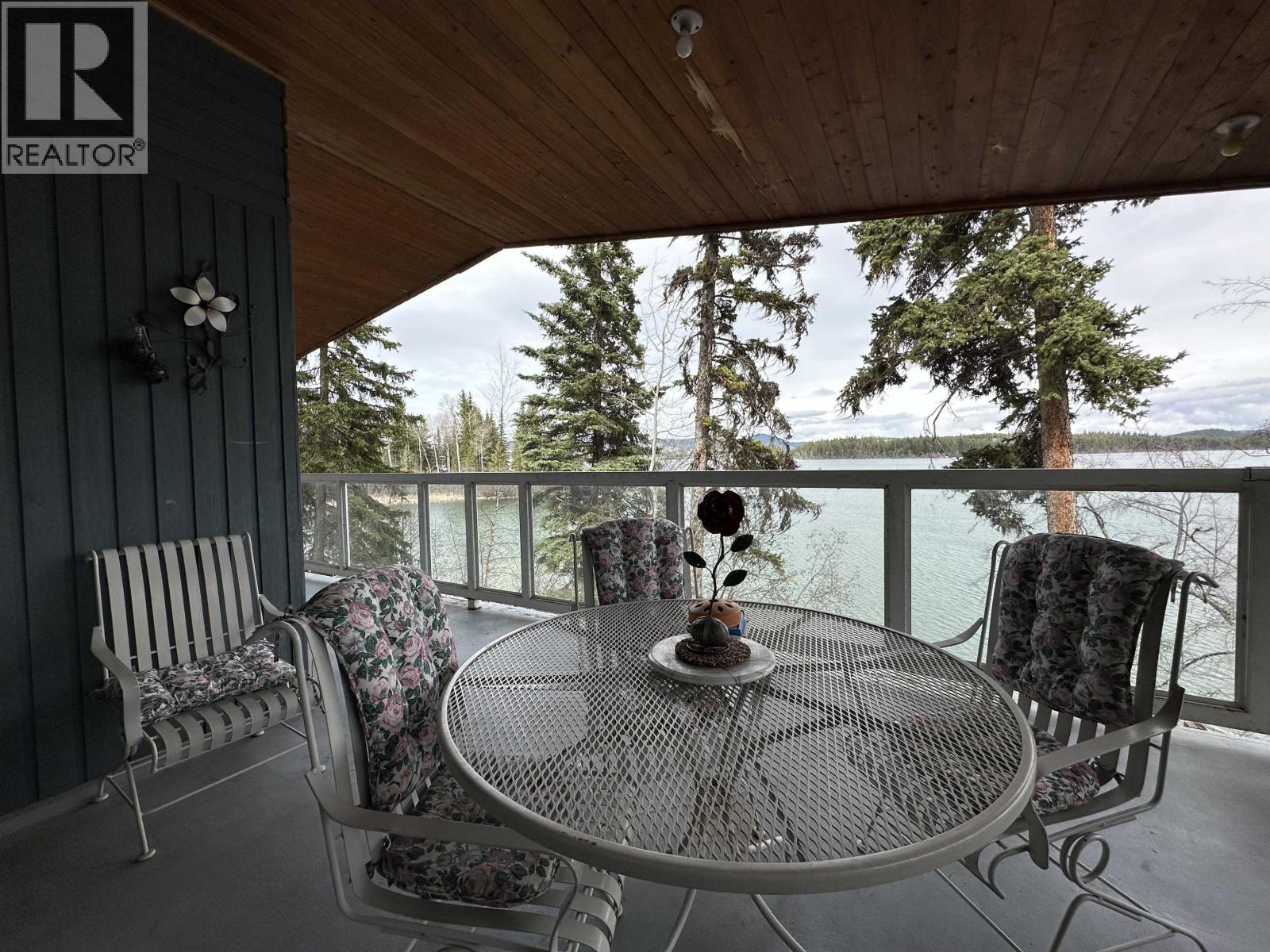 7477 Greenall Road Property Photo 11
