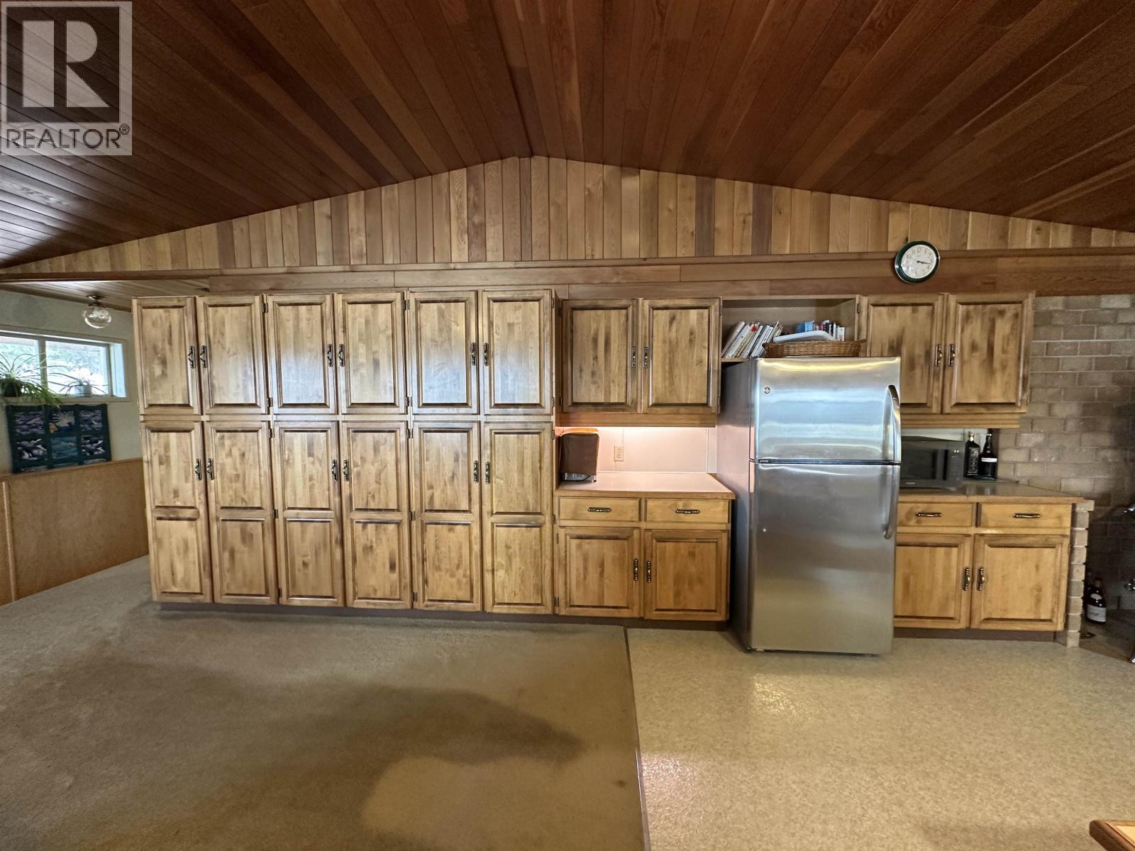 7477 Greenall Road Property Photo 18