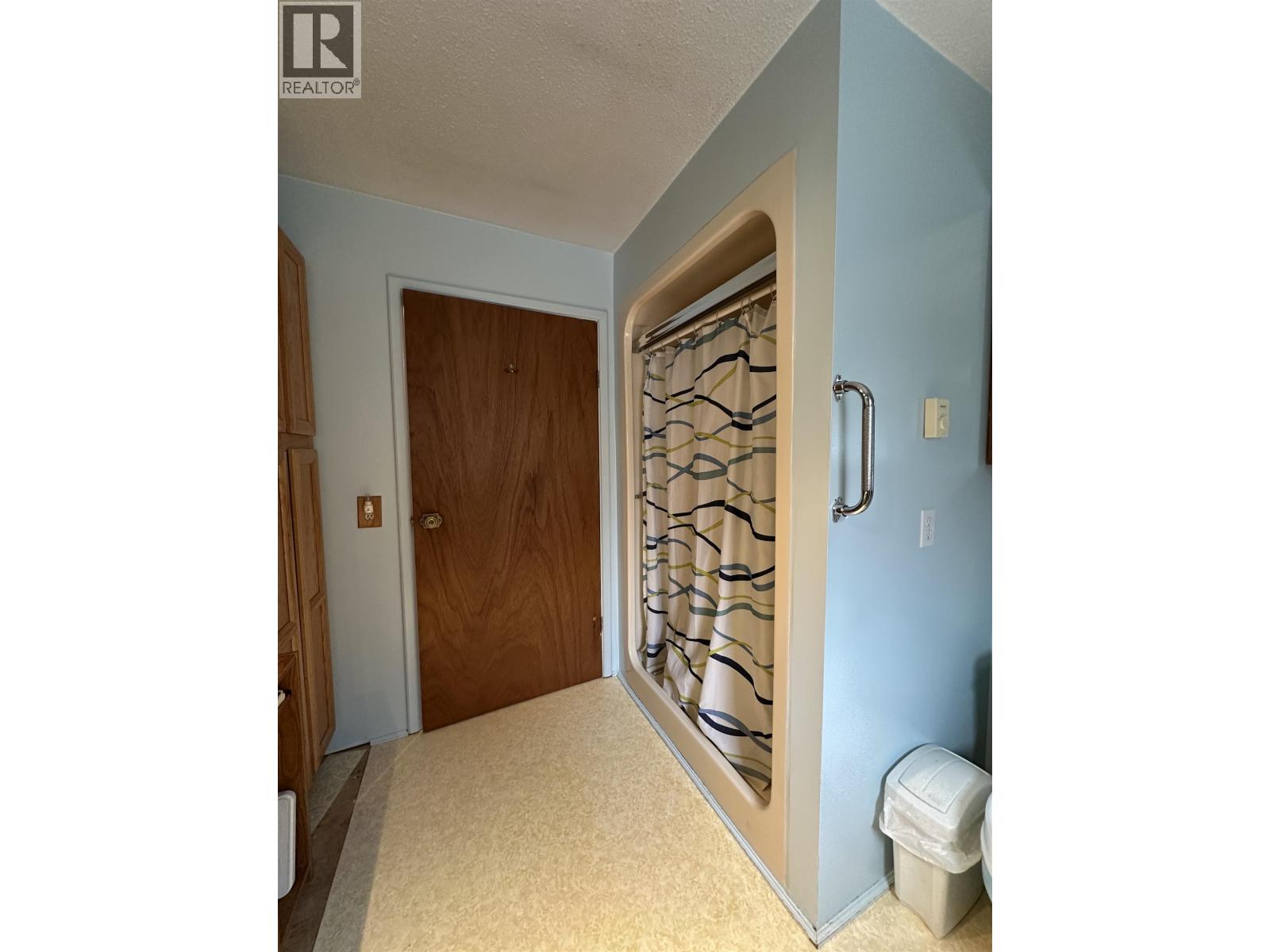 7477 Greenall Road Property Photo 23