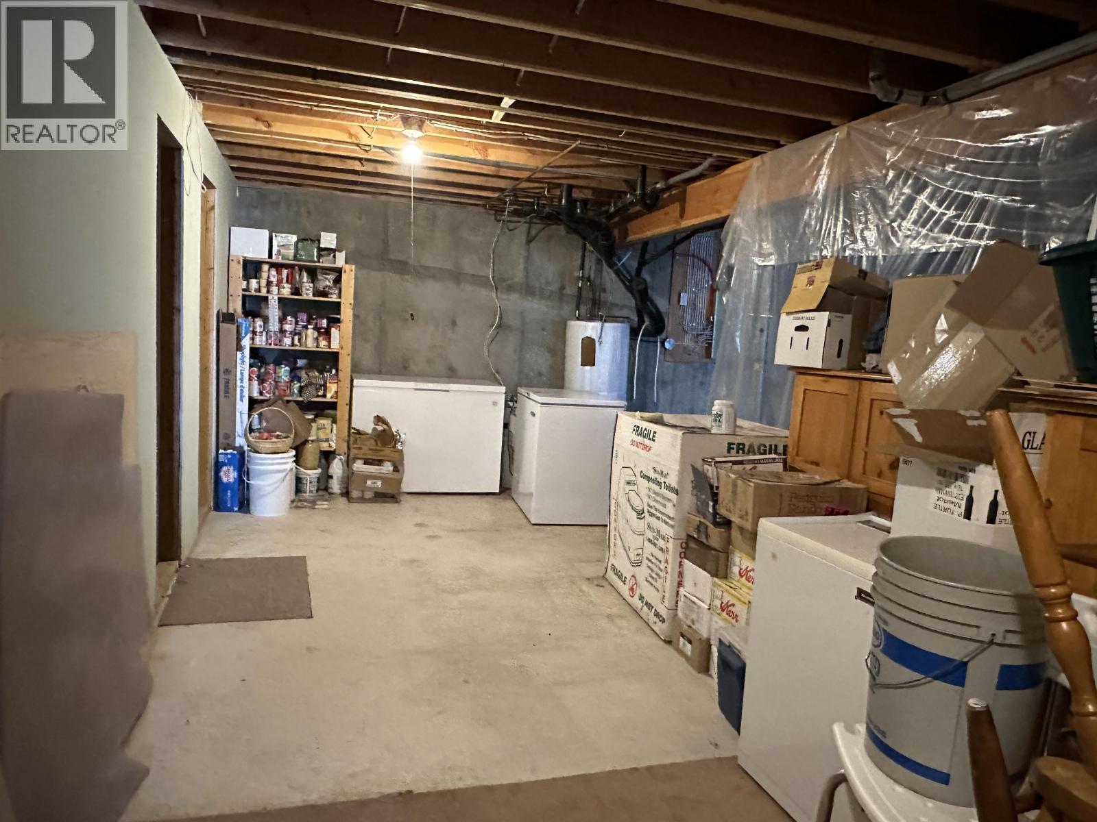 7477 Greenall Road Property Photo 31