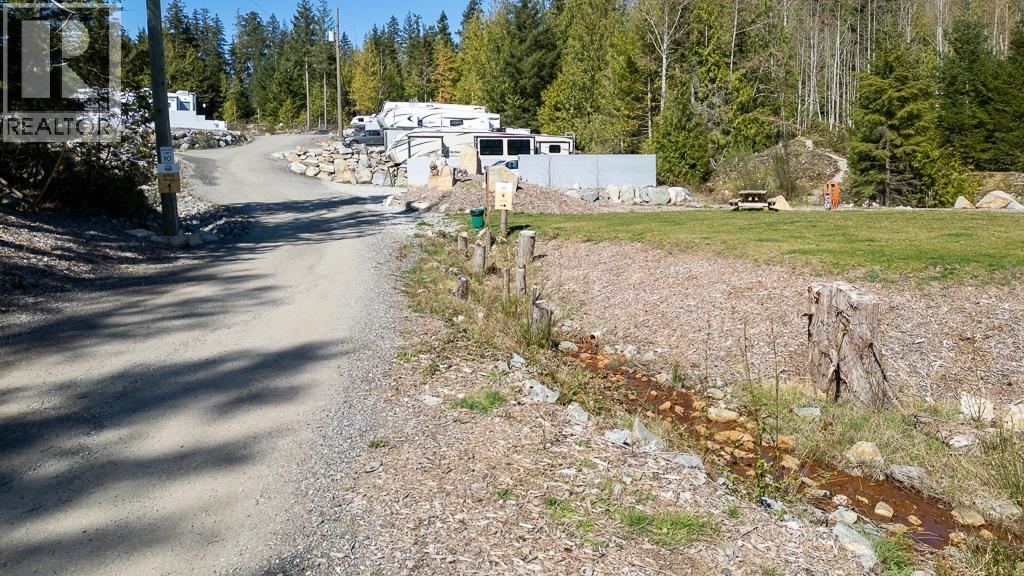 9384 Stephens Way Property Photo 14