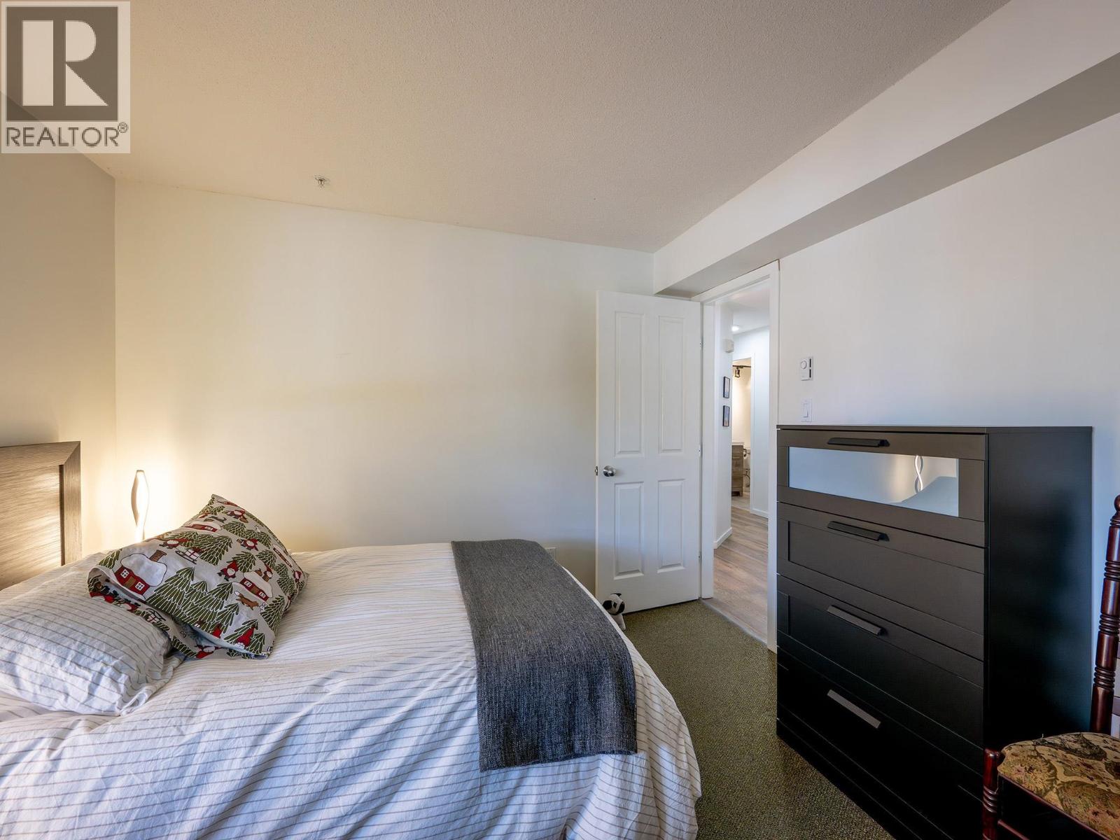 3 4388 Northlands Boulevard Property Photo 12