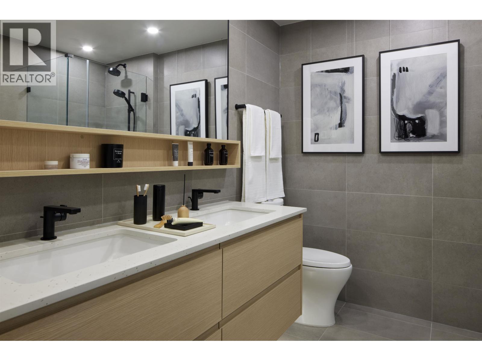 108 310 Salter Street Property Photo 11