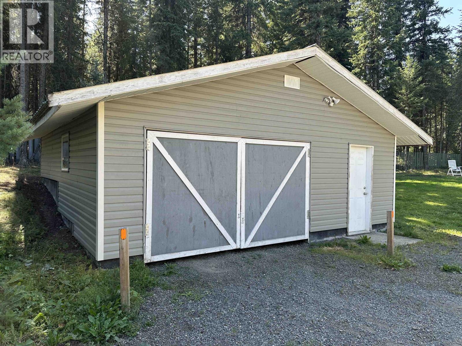 7617 Clearview Road Property Photo 10