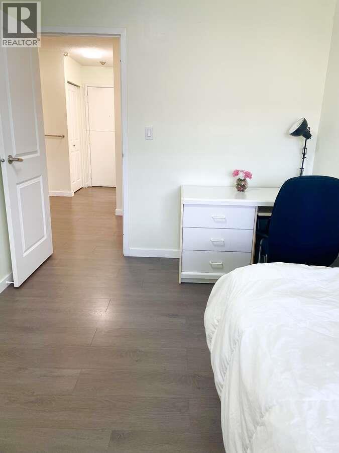 312 8591 Westminster Highway Property Photo 9