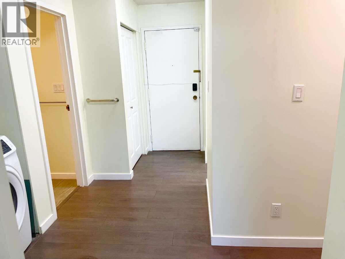 312 8591 Westminster Highway Property Photo 10