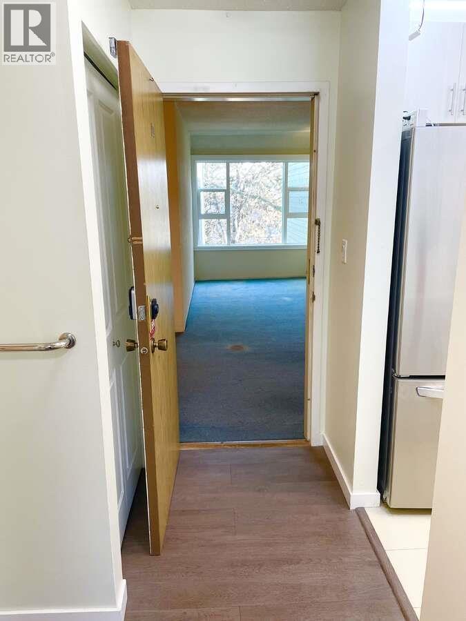 312 8591 Westminster Highway Property Photo 15