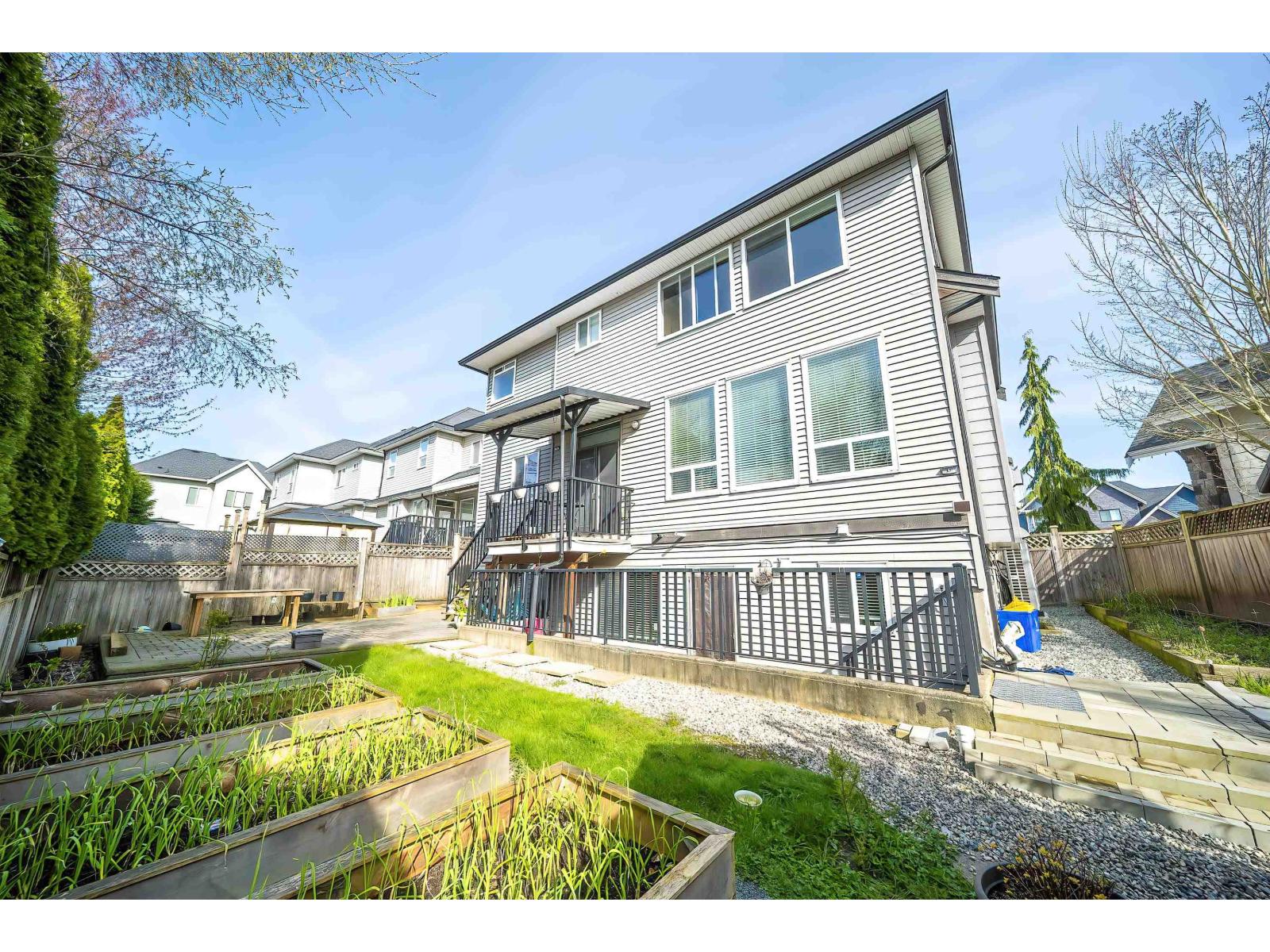 19688 70a Avenue Property Photo 35