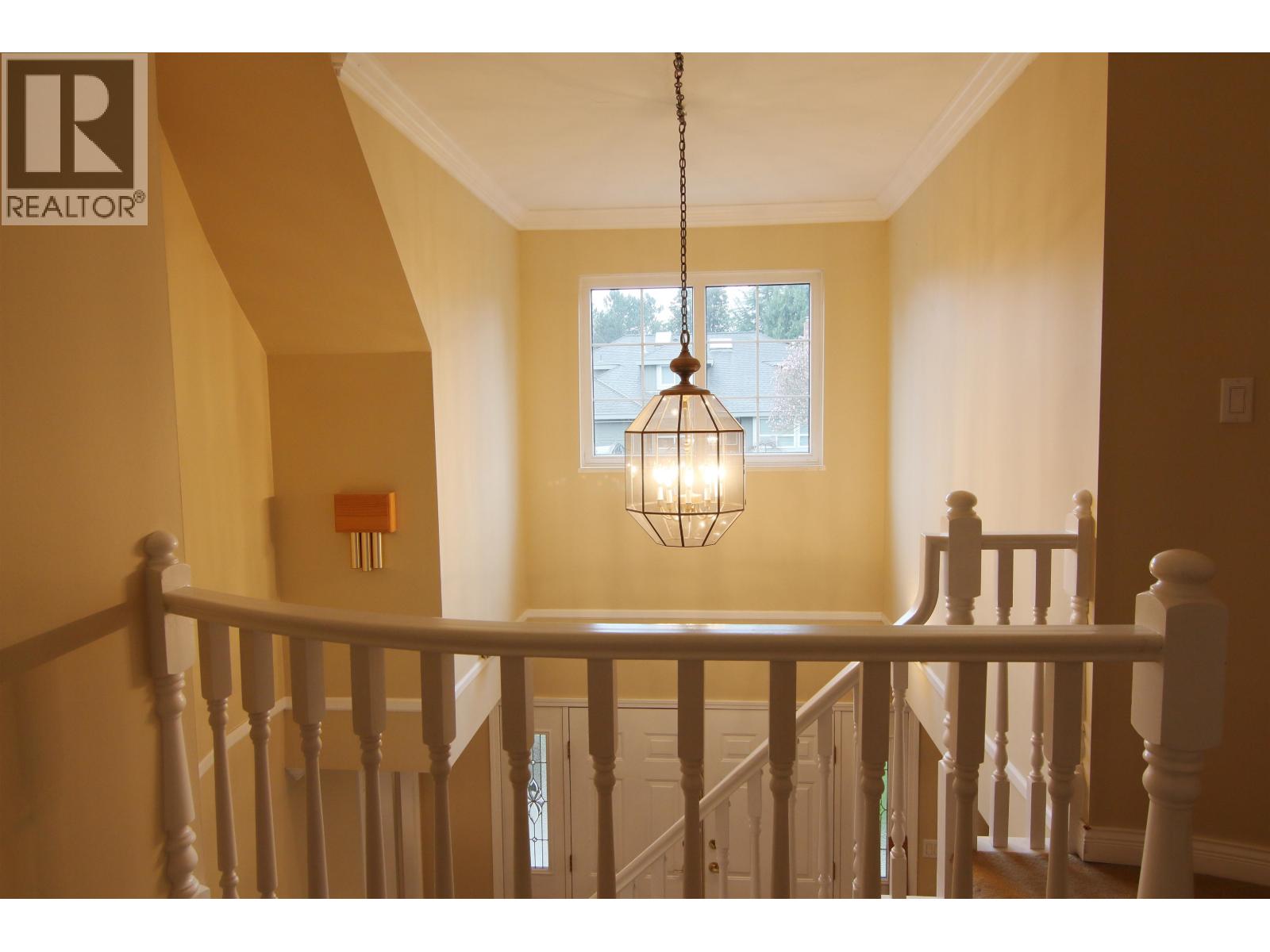 5241 4a Avenue Property Photo 3