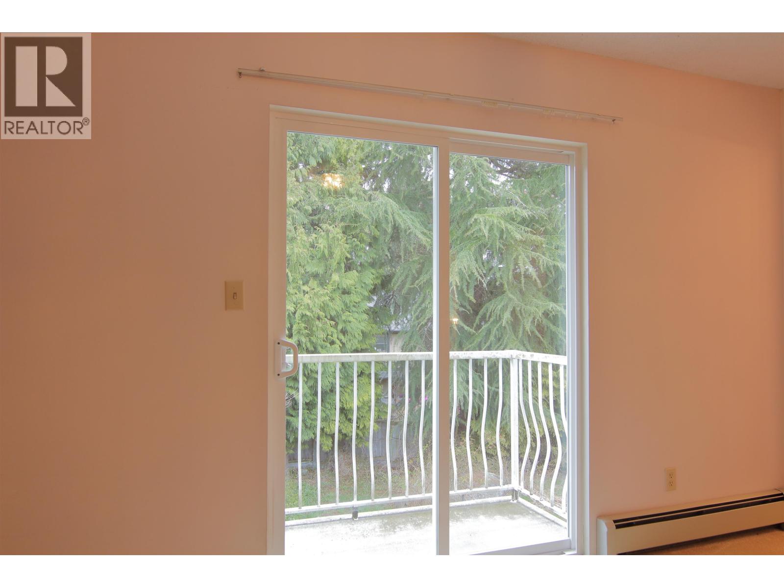 5241 4a Avenue Property Photo 17