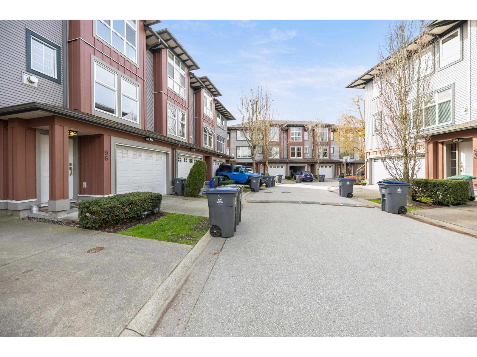 96 18777 68a Avenue Property Photo 30