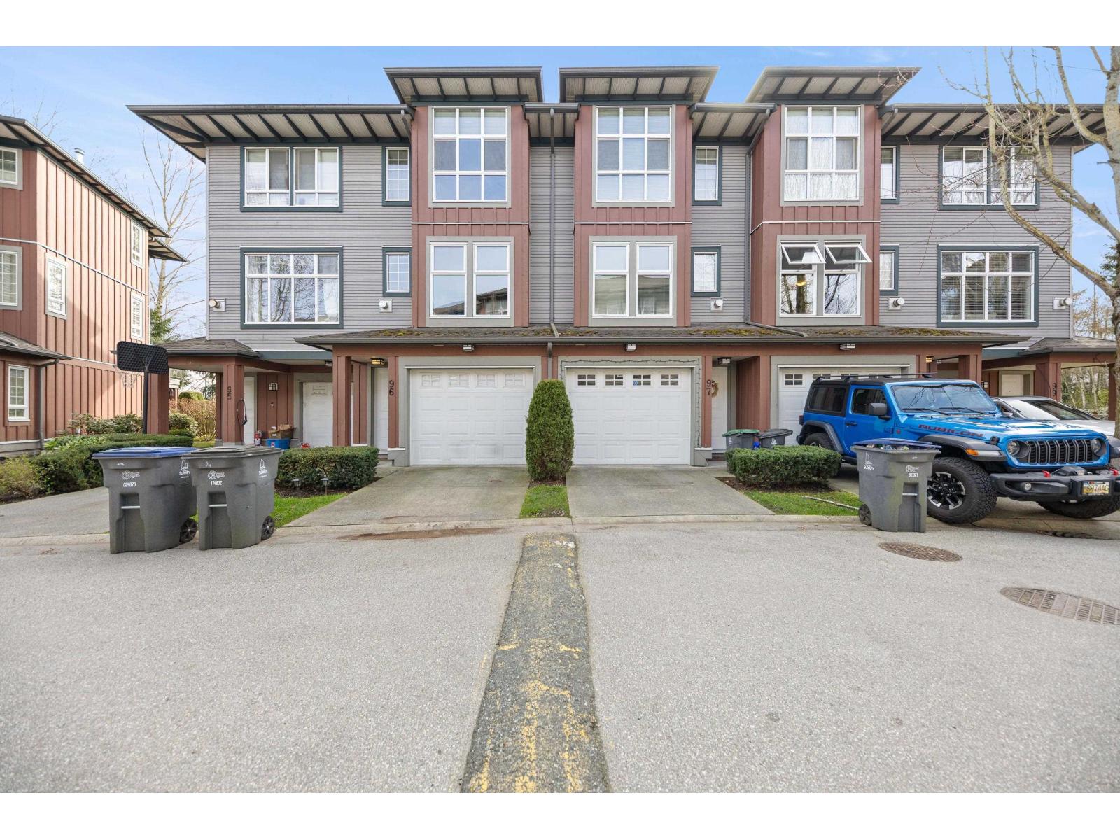 96 18777 68a Avenue Property Photo 31