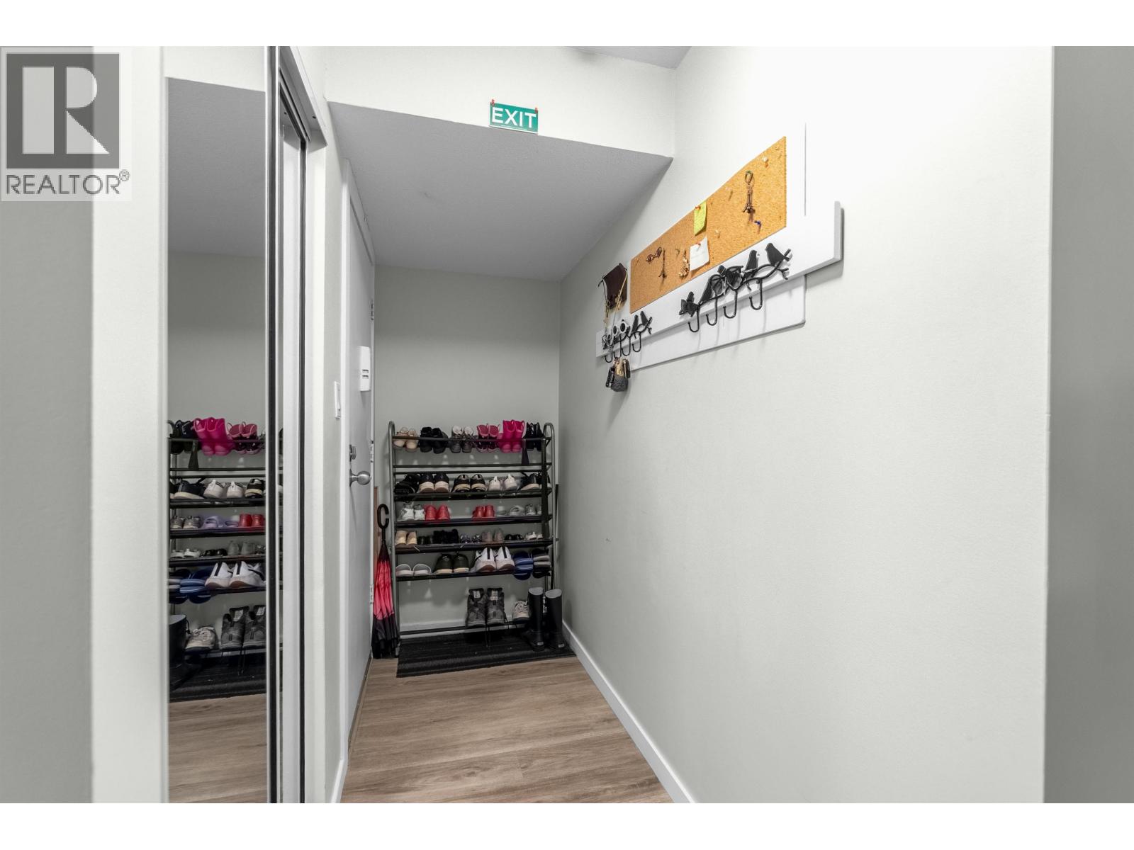 101 515 Eleventh Street Property Photo 13
