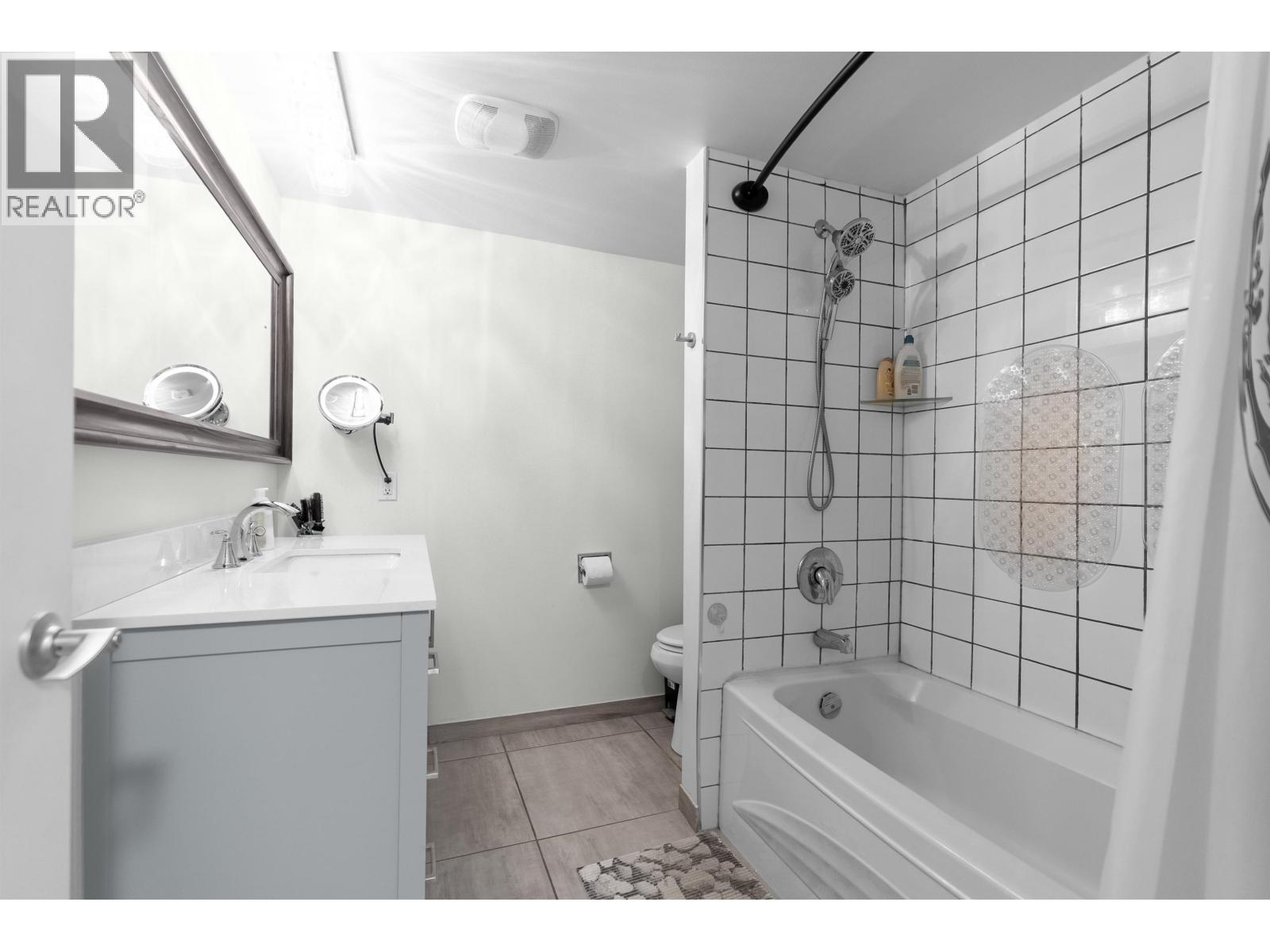 101 515 Eleventh Street Property Photo 16