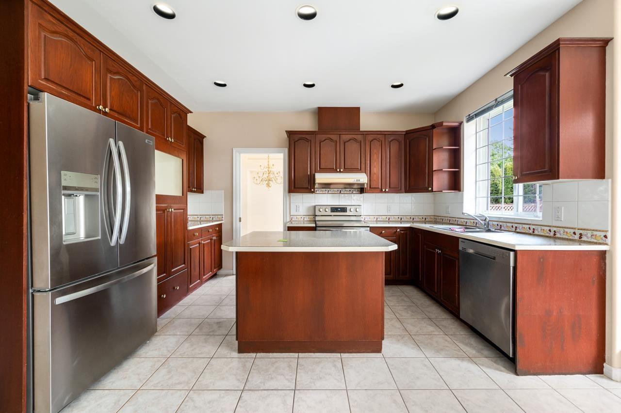 16988 103a Avenue Property Photo 6