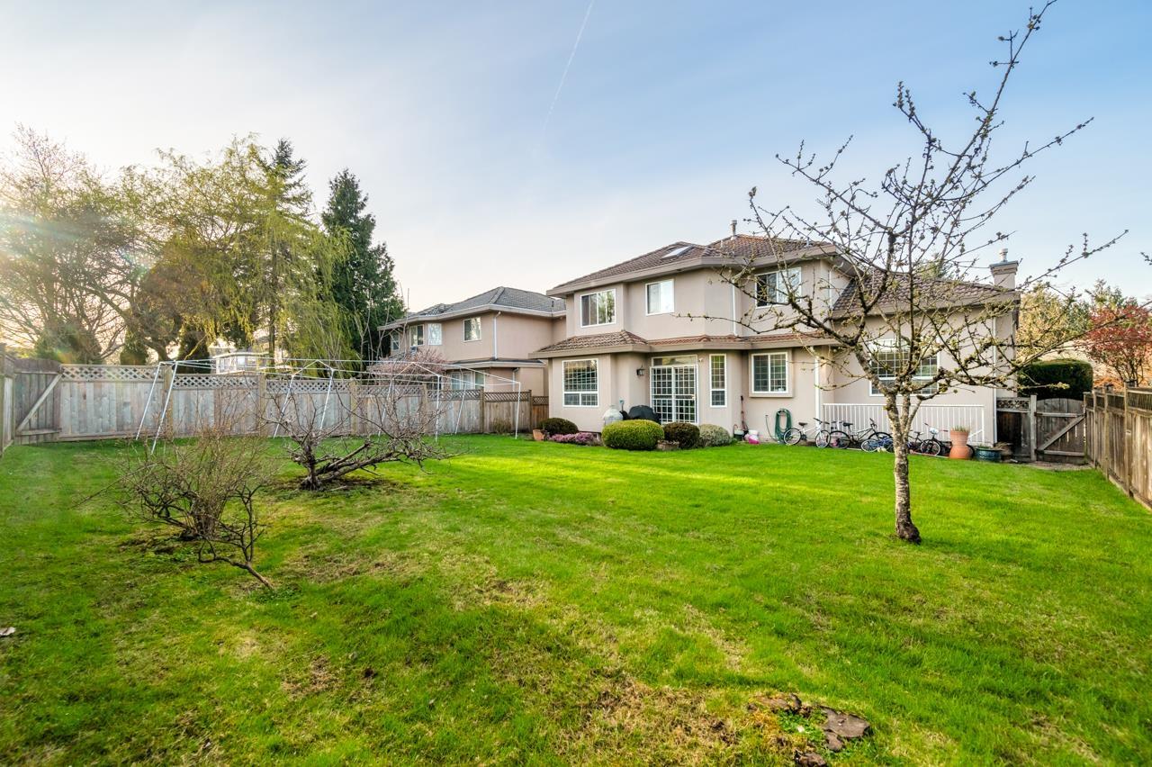 16988 103a Avenue Property Photo 38
