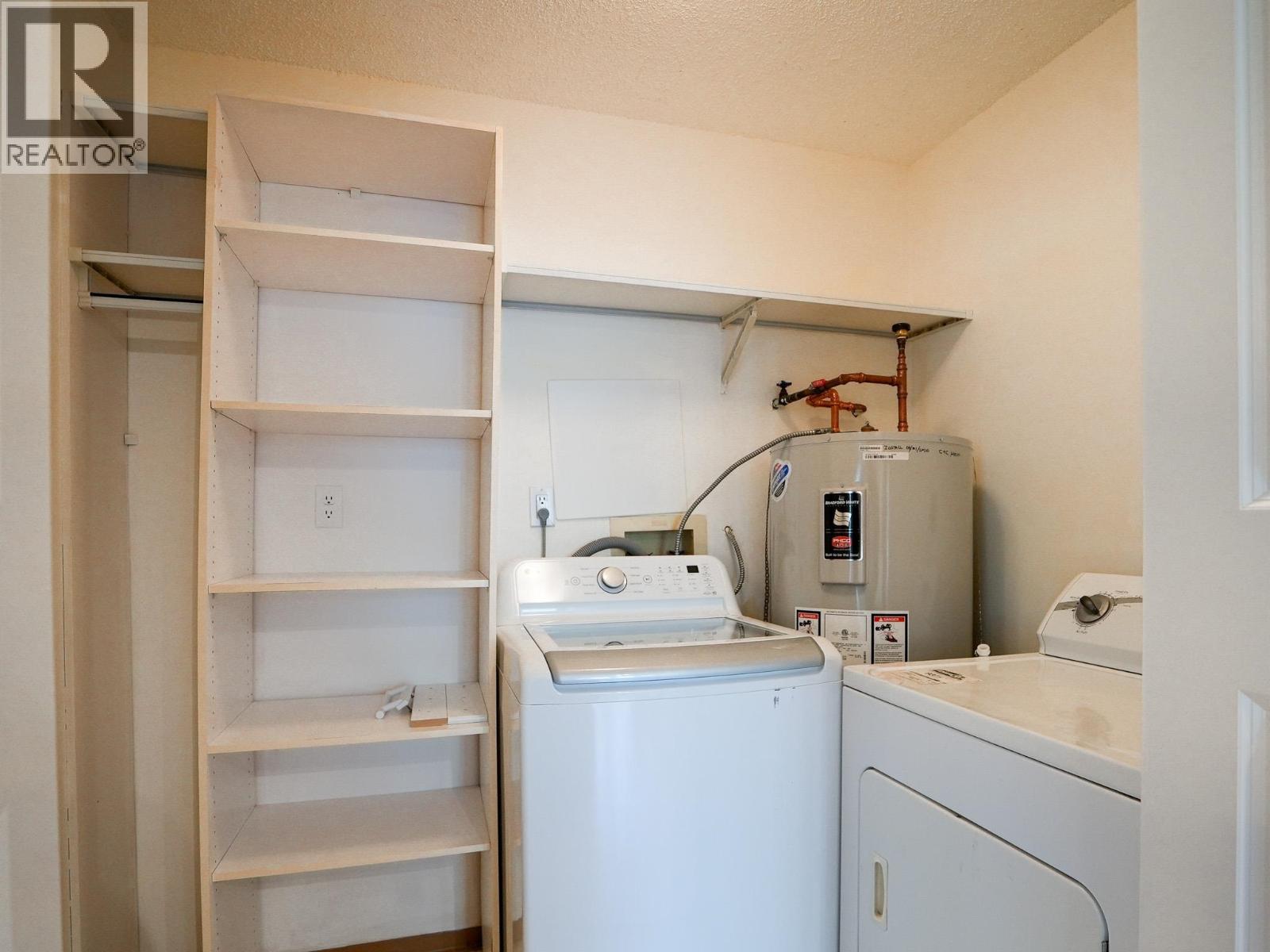 101 1845 Robson Street Property Photo 15