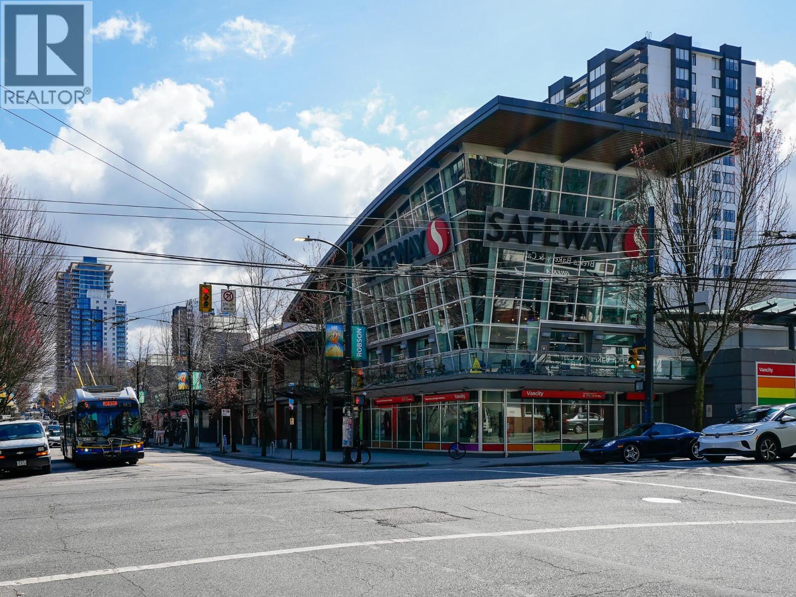 101 1845 Robson Street Property Photo 20