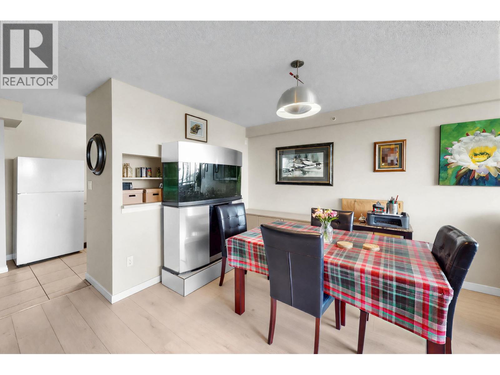 1602 1148 Heffley Crescent Property Photo 4