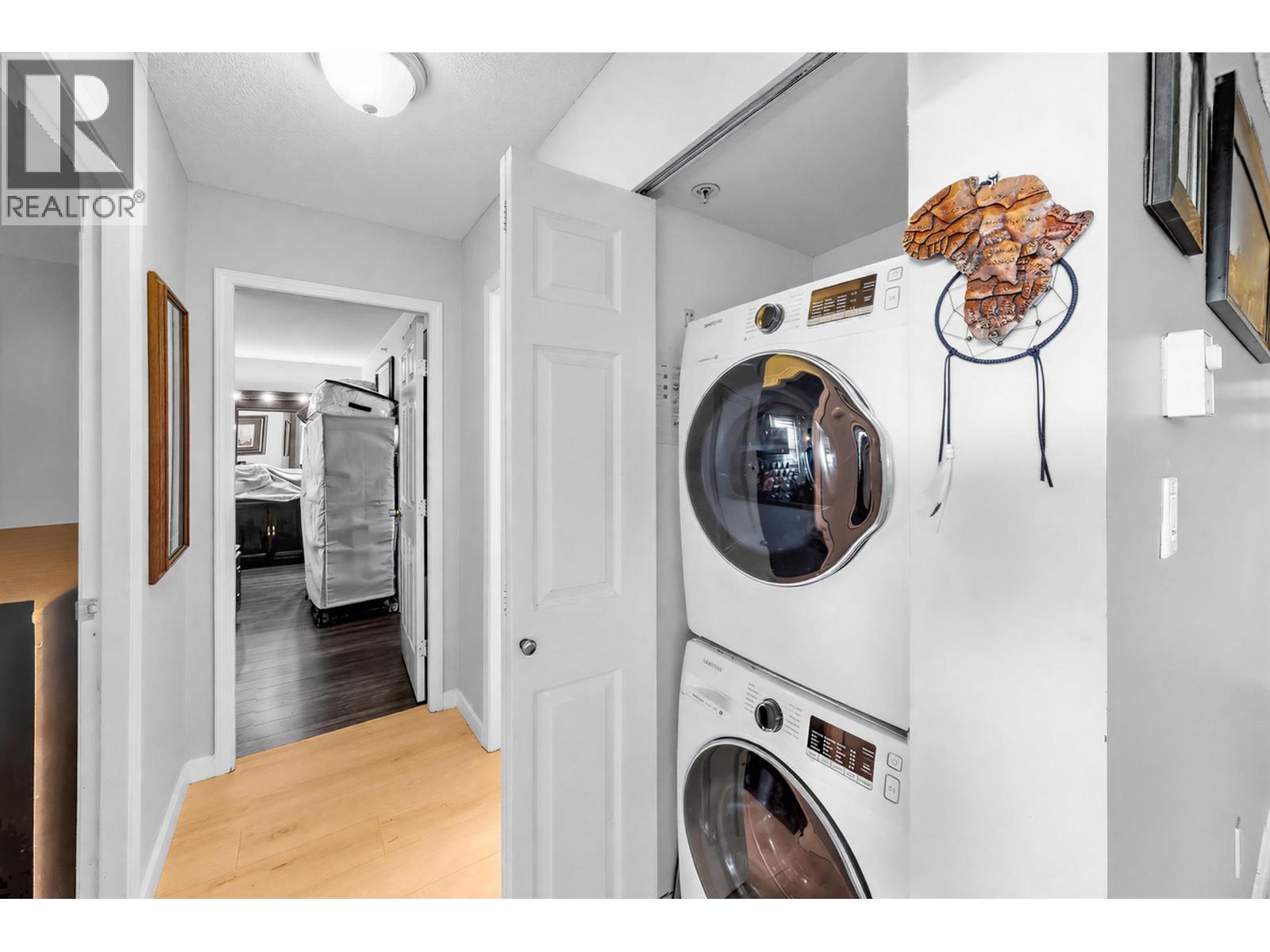 1602 1148 Heffley Crescent Property Photo 10