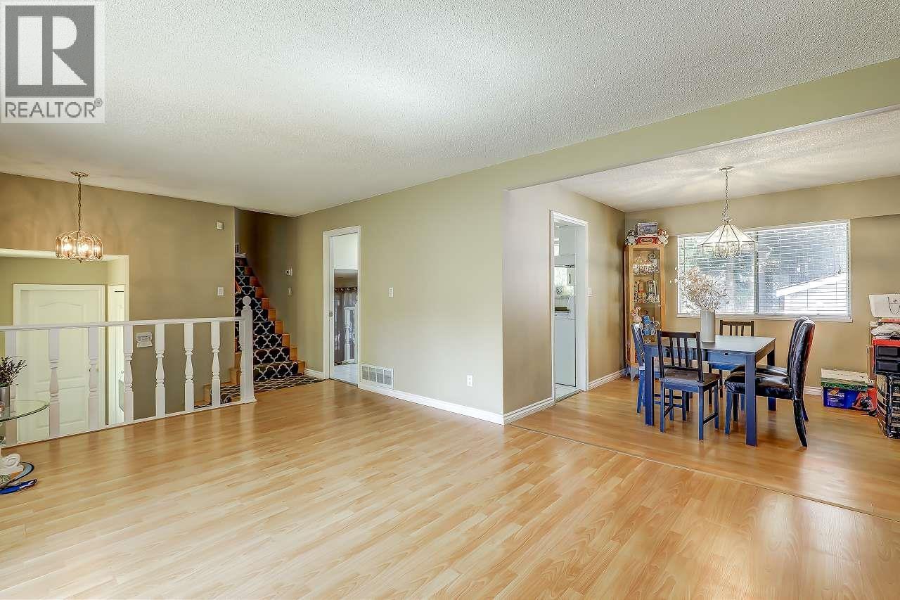 6280 Yeats Crescent Property Photo 6