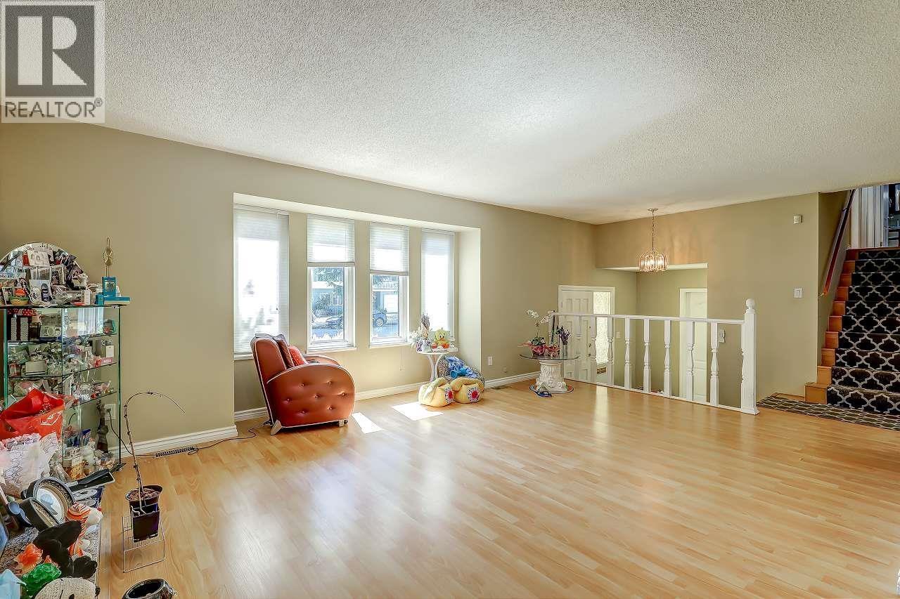 6280 Yeats Crescent Property Photo 9
