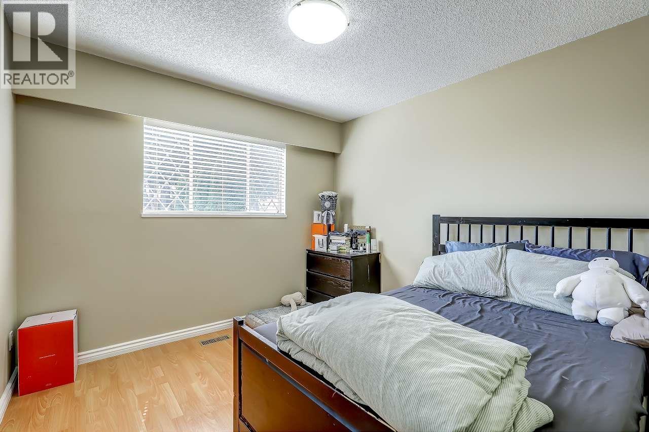 6280 Yeats Crescent Property Photo 22