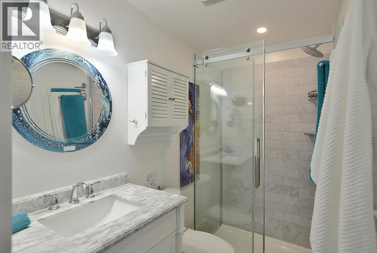 5218 Sunshine Coast Highway Property Photo 29