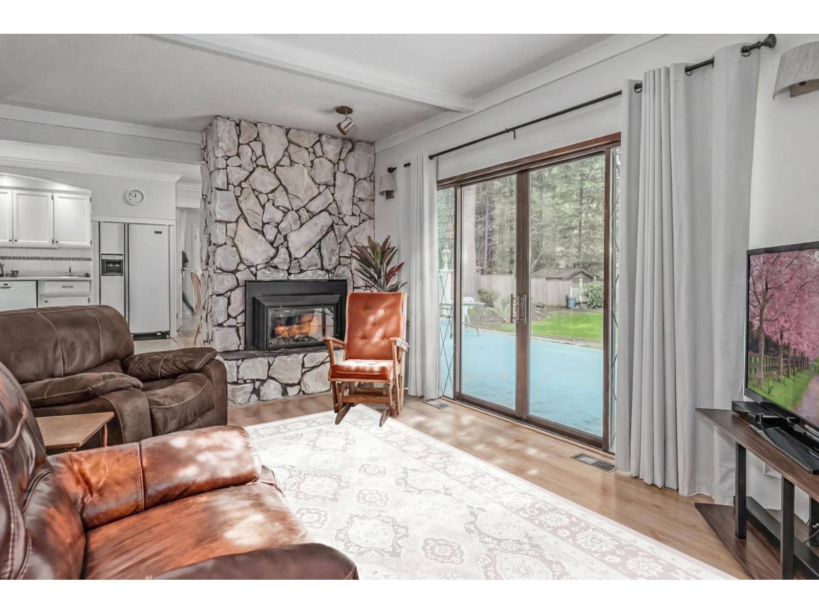 4257 199a Street Property Photo 12